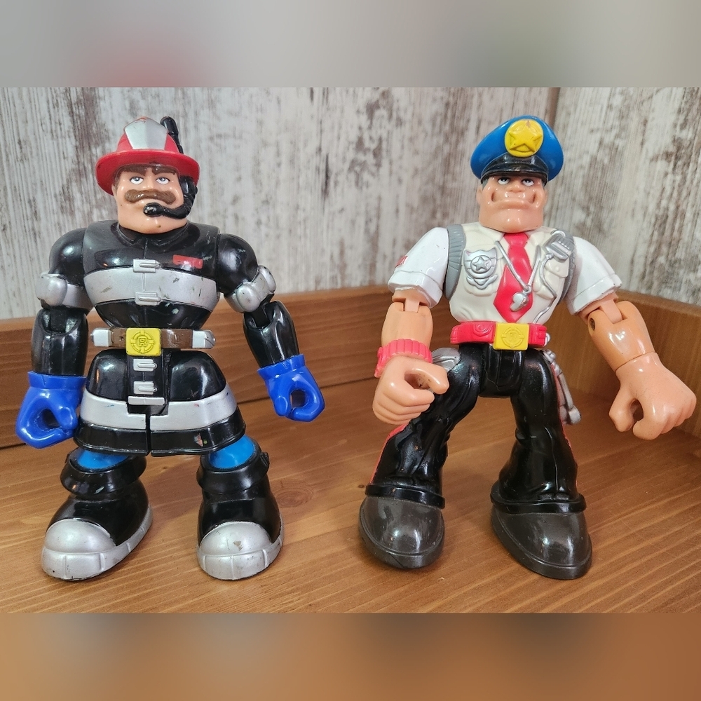 Vintage 2000 Mattel Fisher Price Rescue Heroes Firefighter Police Officer Action